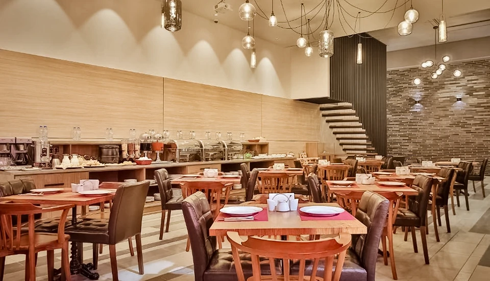 هتل آمری پلازا تفلیس